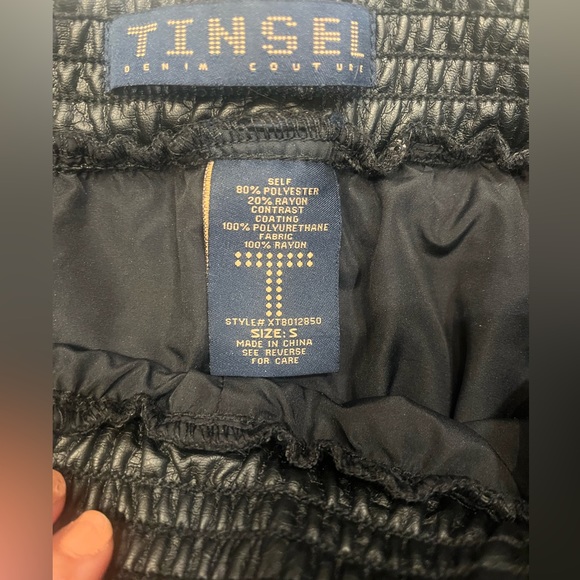 Black sequin joggers - Picture 3 of 5